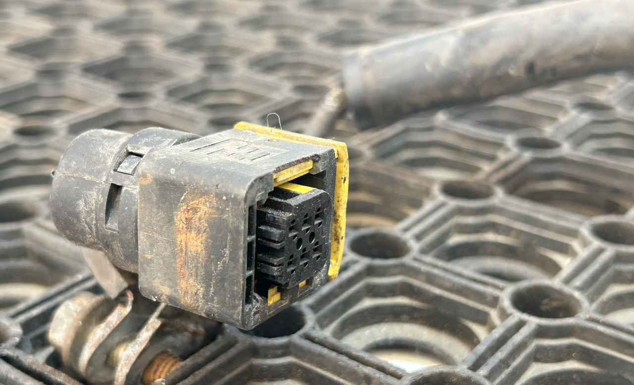 DAF VISCOTIC CLUTCH VISCO DAF XF 106 460 - Вентилятор: фото 4 DAF VISCOTIC CLUTCH VISCO DAF XF 106 460 - Вентилятор: фото 4