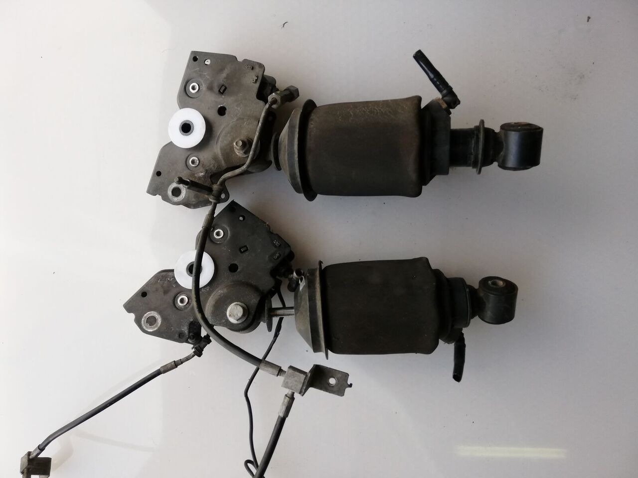 DAF XF 106 truck - Подвеска кабины для Грузовиков: фото 1 DAF XF 106 truck - Подвеска кабины для Грузовиков: фото 1