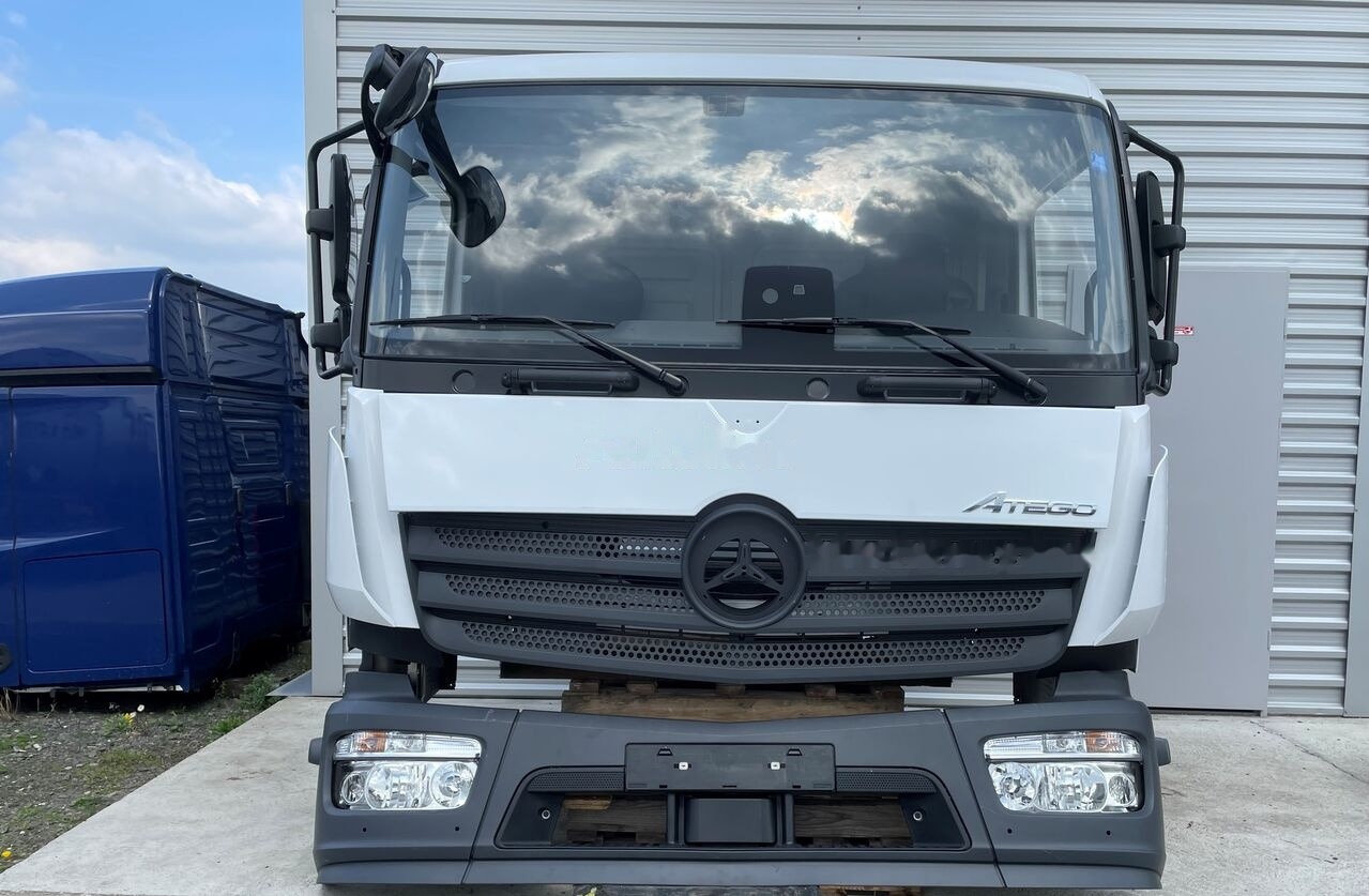 FRONT BUMPER COMPLETE EXTRA COST 700EU Mercedes-Benz ATEGO Euro 6 Mercedes-Benz 1523 L, 1524 L, 1527 L, 1530 - Кабина для Грузовиков: фото 1 FRONT BUMPER COMPLETE EXTRA COST 700EU Mercedes-Benz ATEGO Euro 6 Mercedes-Benz 1523 L, 1524 L, 1527 L, 1530 - Кабина для Грузовиков: фото 1