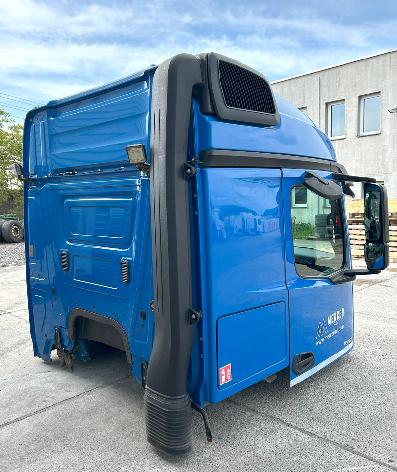 MERCEDES AROCS MP4 L STREAM SPACE 2.30M , tunnel 170 mm - Кабина: фото 4 MERCEDES AROCS MP4 L STREAM SPACE 2.30M , tunnel 170 mm - Кабина: фото 4