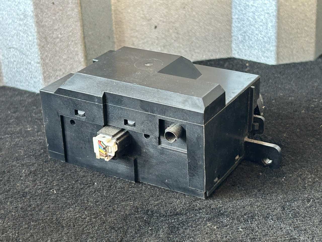 MERCEDES-BENZ ACTROS MP4 START/STOP IGNITION SWITCH - Приборная панель для Грузовиков: фото 4 MERCEDES-BENZ ACTROS MP4 START/STOP IGNITION SWITCH - Приборная панель для Грузовиков: фото 4