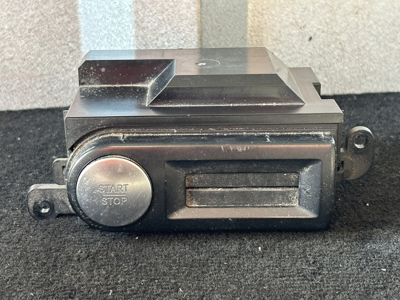 MERCEDES-BENZ ACTROS MP4 START/STOP IGNITION SWITCH - Приборная панель для Грузовиков: фото 1 MERCEDES-BENZ ACTROS MP4 START/STOP IGNITION SWITCH - Приборная панель для Грузовиков: фото 1