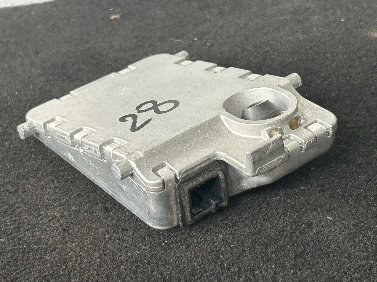 MERCEDES-BENZ ACTROS MP4 WINDSCREEN CAMERA LANE ASSISTANT - Сенсор: фото 4 MERCEDES-BENZ ACTROS MP4 WINDSCREEN CAMERA LANE ASSISTANT - Сенсор: фото 4