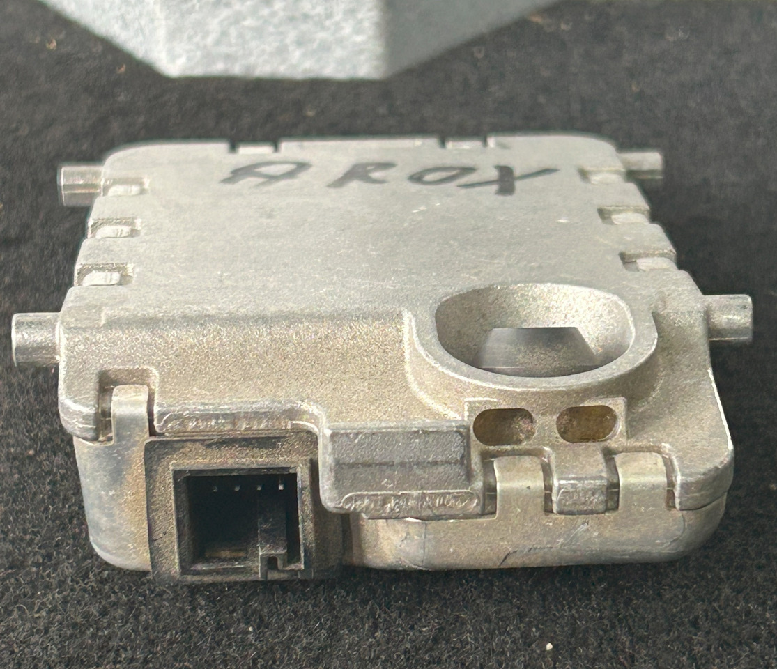 MERCEDES-BENZ AROCS MP4 WINDSCREEN CAMERA LANE ASSISTANT - Сенсор: фото 4 MERCEDES-BENZ AROCS MP4 WINDSCREEN CAMERA LANE ASSISTANT - Сенсор: фото 4
