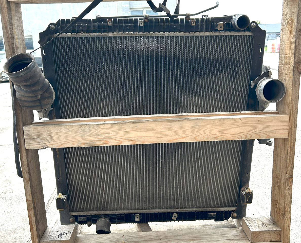 Mercedes ACTROS MP4 COOLERS SET - Радиатор: фото 2 Mercedes ACTROS MP4 COOLERS SET - Радиатор: фото 2