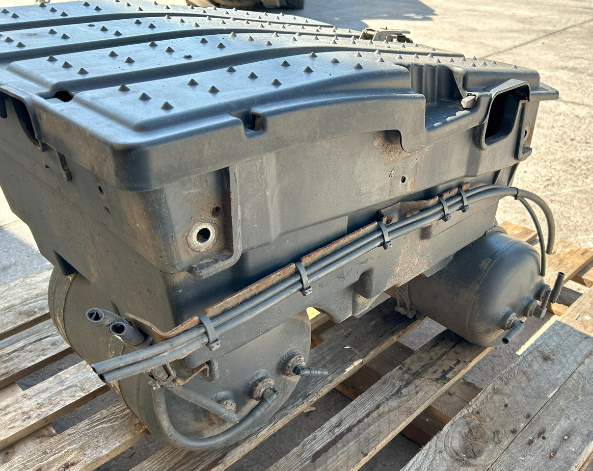 Аккумулятор для Грузовиков Mercedes AROCS MP4 BATTERY BOX WITH CYLINDERS: фото 8