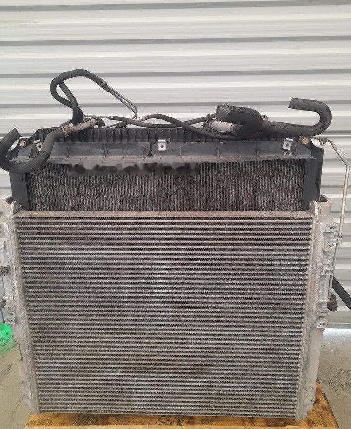 Mercedes-Benz ACTROS MP4 A9605000002 / A9605003601 Mercedes-Benz truck - Радиатор для Грузовиков: фото 1 Mercedes-Benz ACTROS MP4 A9605000002 / A9605003601 Mercedes-Benz truck - Радиатор для Грузовиков: фото 1