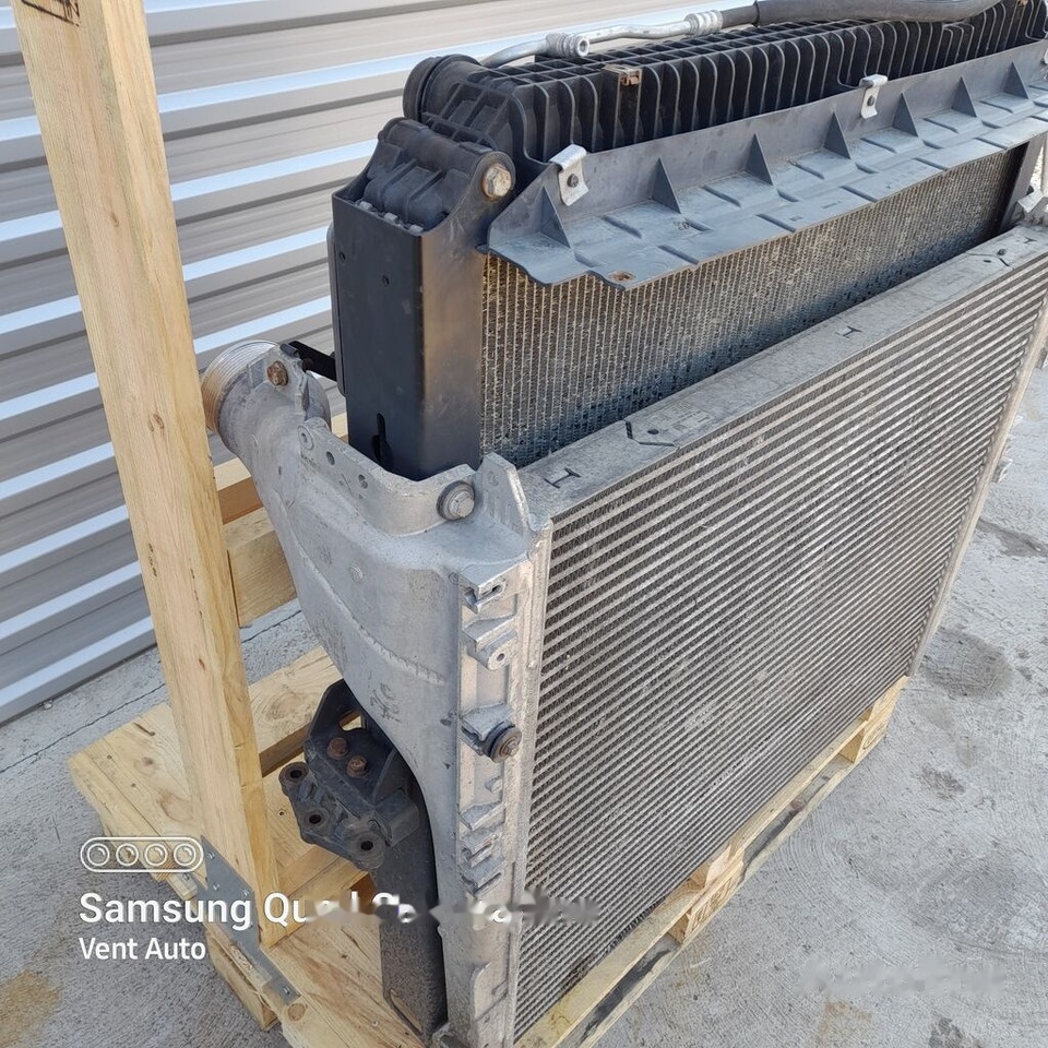 Mercedes-Benz ACTROS MP4 A9605003601 / A9605000002   Mercedes-Benz A9605003601 / A9605000002 - Интеркулер для Грузовиков: фото 2 Mercedes-Benz ACTROS MP4 A9605003601 / A9605000002   Mercedes-Benz A9605003601 / A9605000002 - Интеркулер для Грузовиков: фото 2