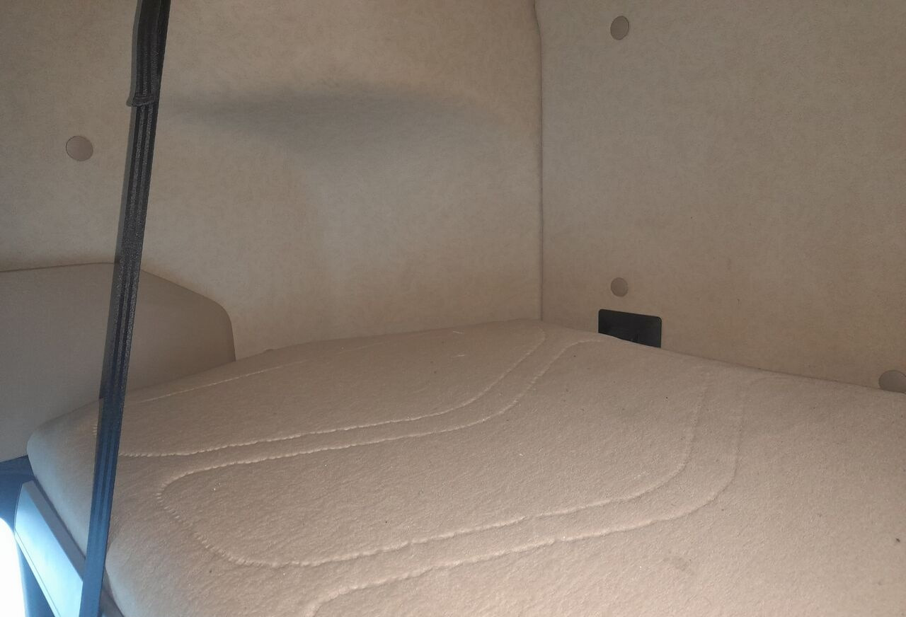 Mercedes-Benz ACTROS Mercedes-Benz - Кабина и интерьер для Грузовиков: фото 5 Mercedes-Benz ACTROS Mercedes-Benz - Кабина и интерьер для Грузовиков: фото 5