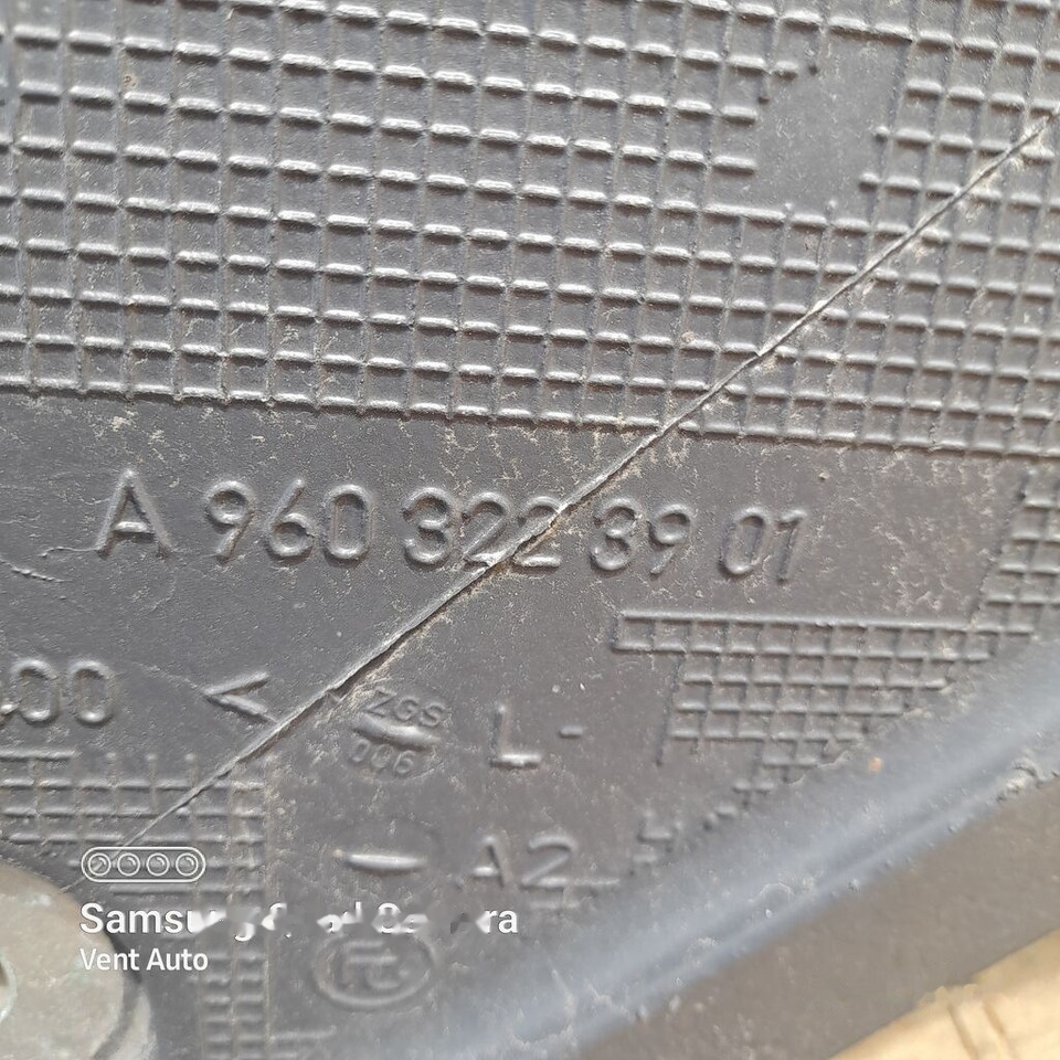 Mocowanie resora/ wspornik LEFT Mercedes-Benz ACTROS MP4 A9603223901 Mercedes-Benz A9603223901 - Подвеска кабины для Грузовиков: фото 2 Mocowanie resora/ wspornik LEFT Mercedes-Benz ACTROS MP4 A9603223901 Mercedes-Benz A9603223901 - Подвеска кабины для Грузовиков: фото 2