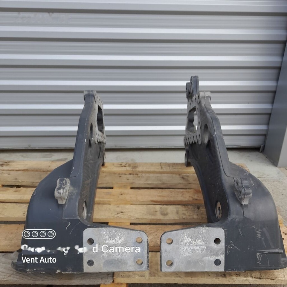 Mocowanie resora/ wspornik LEFT Mercedes-Benz ACTROS MP4 A9603223901 Mercedes-Benz A9603223901 - Подвеска кабины для Грузовиков: фото 4 Mocowanie resora/ wspornik LEFT Mercedes-Benz ACTROS MP4 A9603223901 Mercedes-Benz A9603223901 - Подвеска кабины для Грузовиков: фото 4