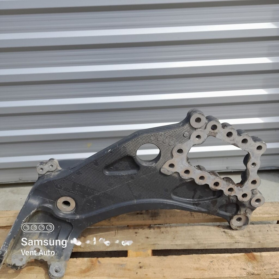 Mocowanie resora/ wspornik LEFT Mercedes-Benz ACTROS MP4 A9603223901 Mercedes-Benz A9603223901 - Подвеска кабины для Грузовиков: фото 1 Mocowanie resora/ wspornik LEFT Mercedes-Benz ACTROS MP4 A9603223901 Mercedes-Benz A9603223901 - Подвеска кабины для Грузовиков: фото 1