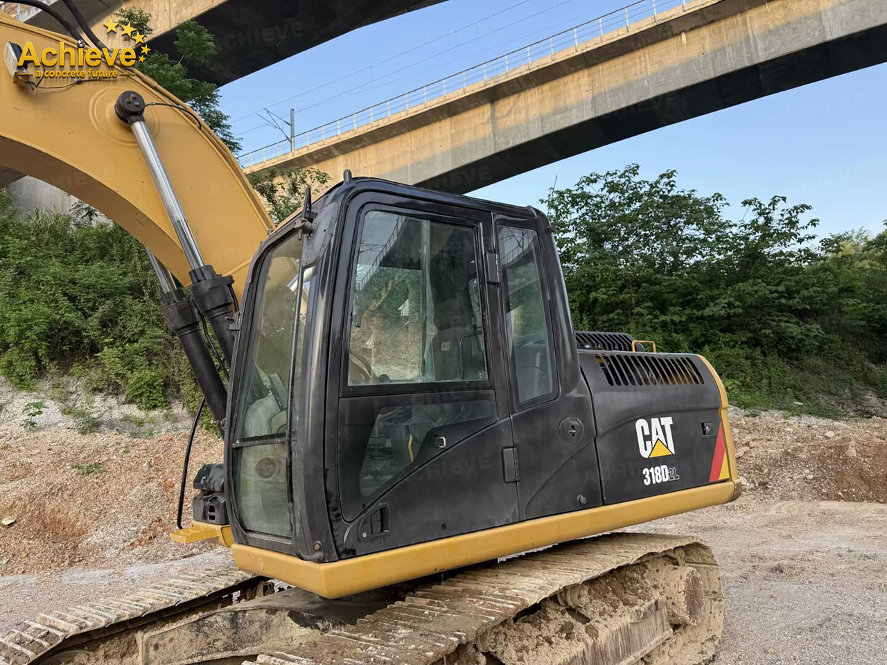 Caterpillar 318DL hydraulic excavator 0.72-0.8 m³ 91 kw/rpm 42.0-42.3 kN Cat® C4.2 【ACHIEVE】 TOP CONDITION!!! - Гусеничный экскаватор: фото 5 Caterpillar 318DL hydraulic excavator 0.72-0.8 m³ 91 kw/rpm 42.0-42.3 kN Cat® C4.2 【ACHIEVE】 TOP CONDITION!!! - Гусеничный экскаватор: фото 5