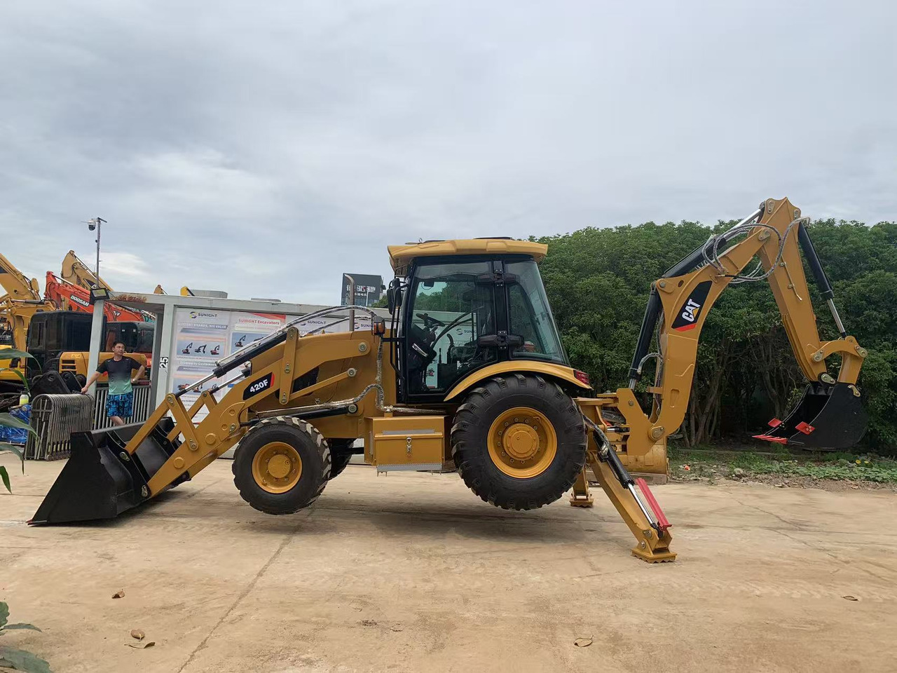 Caterpillar 4x4 Backhoe Loader CAT 420, 428 - Экскаватор-погрузчик: фото 5 Caterpillar 4x4 Backhoe Loader CAT 420, 428 - Экскаватор-погрузчик: фото 5