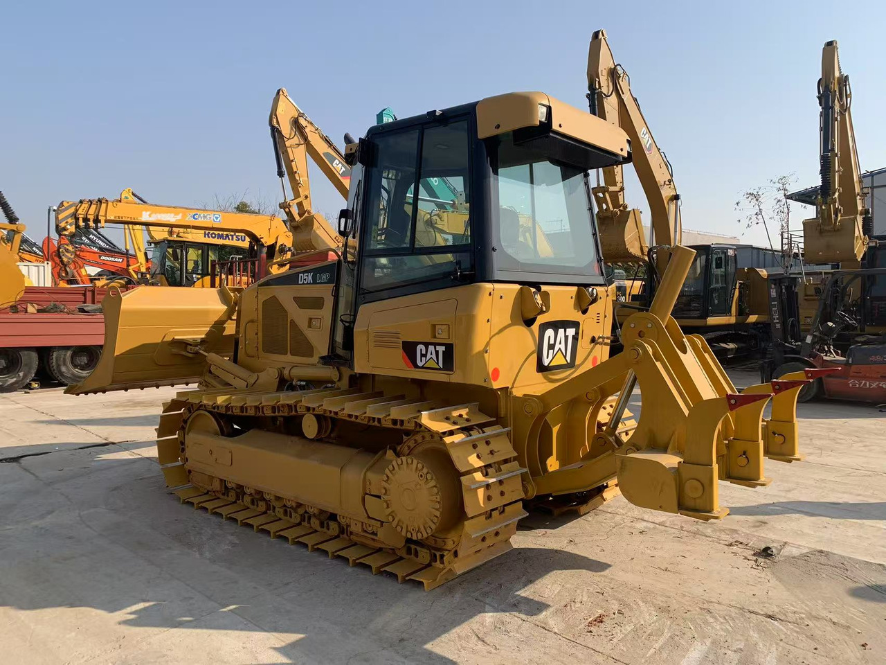 Caterpillar Bulldozer CAT D5G, D5K Good Price Japan Origin Tractor - Бульдозер: фото 3 Caterpillar Bulldozer CAT D5G, D5K Good Price Japan Origin Tractor - Бульдозер: фото 3