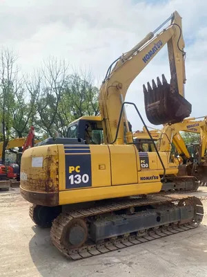 Good Condition Second Hand Japanese Tracked Excavator Komatsu PC130, PC120, PC110 - Гусеничный экскаватор: фото 1 Good Condition Second Hand Japanese Tracked Excavator Komatsu PC130, PC120, PC110 - Гусеничный экскаватор: фото 1