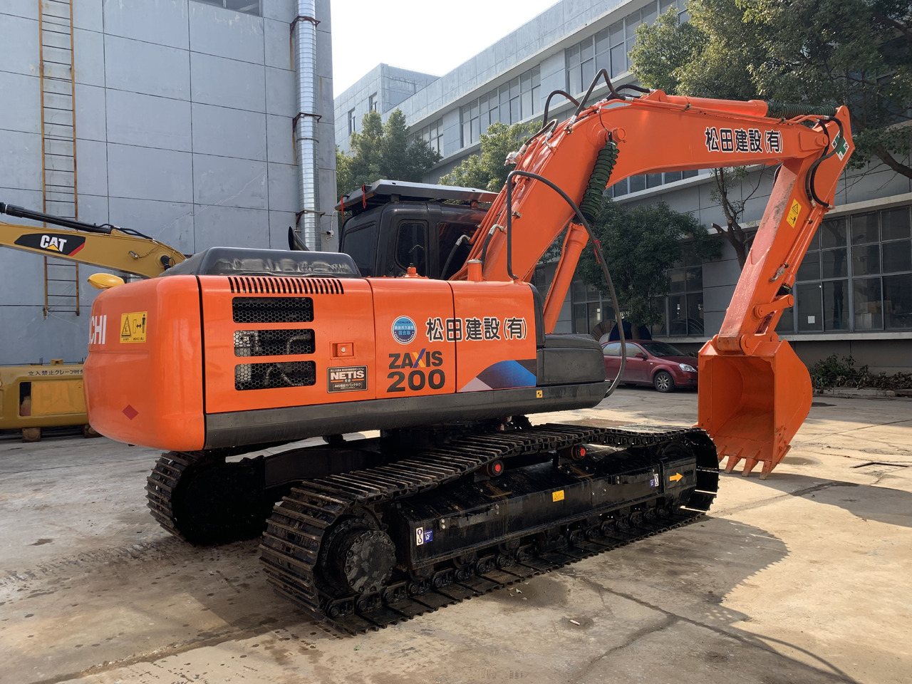 Hitachi Excavator Zaxis 200, 210, 240 Made in Japan - Гусеничный экскаватор: фото 1 Hitachi Excavator Zaxis 200, 210, 240 Made in Japan - Гусеничный экскаватор: фото 1