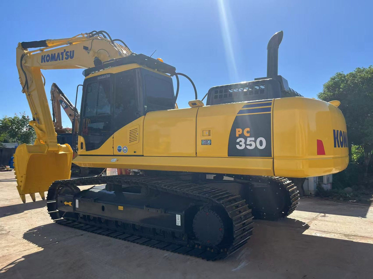Komatsu PC350 Secondhand Big Excavator 35 ton Capacity - Гусеничный экскаватор: фото 1 Komatsu PC350 Secondhand Big Excavator 35 ton Capacity - Гусеничный экскаватор: фото 1