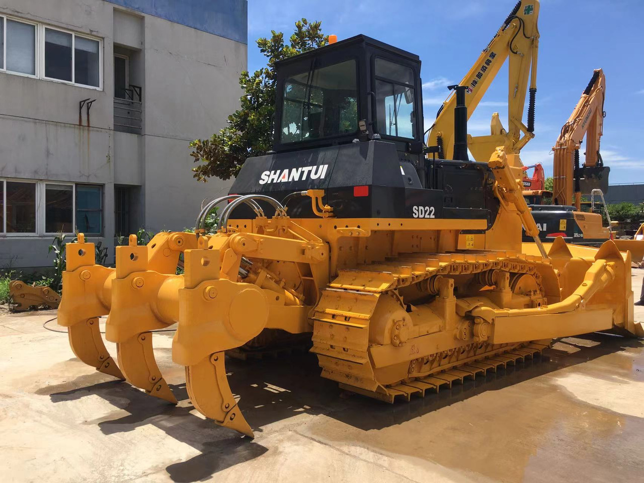 SHANTUI SHANTUI Bulldozer SD22 Weichai Engine 175 kW (235 HP) Engine, 4.6 m³ Blade Capacity, 23,450 kg Operating Weight & Dimensions - Бульдозер: фото 3 SHANTUI SHANTUI Bulldozer SD22 Weichai Engine 175 kW (235 HP) Engine, 4.6 m³ Blade Capacity, 23,450 kg Operating Weight & Dimensions - Бульдозер: фото 3