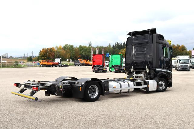 Mercedes-Benz Actros 1842 L nR - Грузовик-контейнеровоз/ Сменный кузов: фото 3 Mercedes-Benz Actros 1842 L nR - Грузовик-контейнеровоз/ Сменный кузов: фото 3