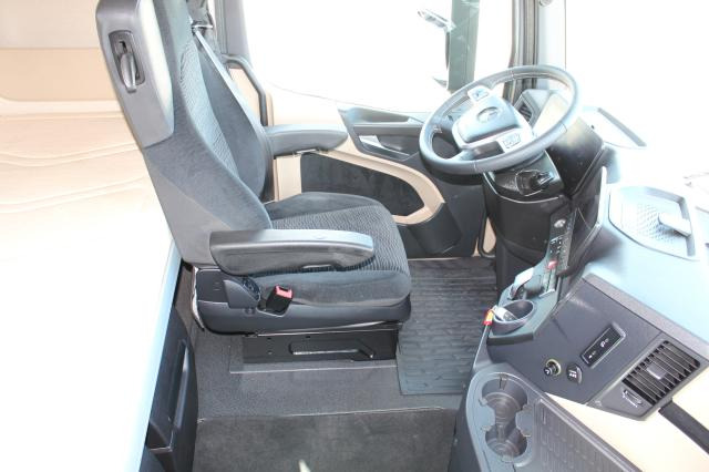 Грузовик-контейнеровоз/ Сменный кузов Mercedes-Benz Actros 1845 L nR: фото 9