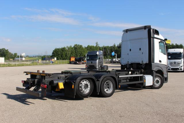 Mercedes-Benz Actros 2545 - Грузовик-контейнеровоз/ Сменный кузов: фото 3 Mercedes-Benz Actros 2545 - Грузовик-контейнеровоз/ Сменный кузов: фото 3