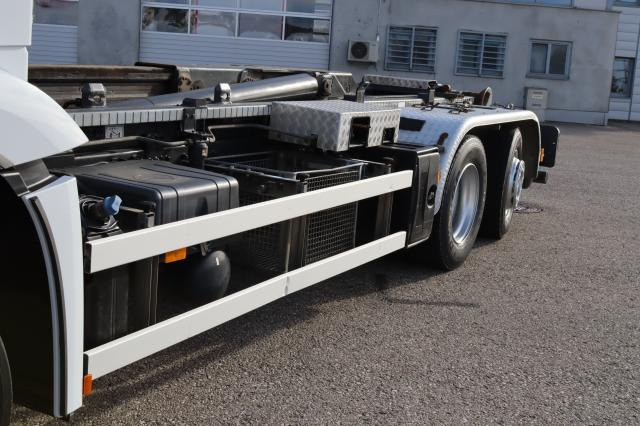 Mercedes-Benz Antos 2551 ENA - Крюковой мультилифт: фото 4 Mercedes-Benz Antos 2551 ENA - Крюковой мультилифт: фото 4