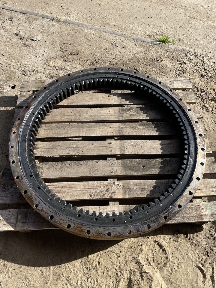 NEW HOLLAND MH PLUS - Поворотное кольцо: фото 1 NEW HOLLAND MH PLUS - Поворотное кольцо: фото 1