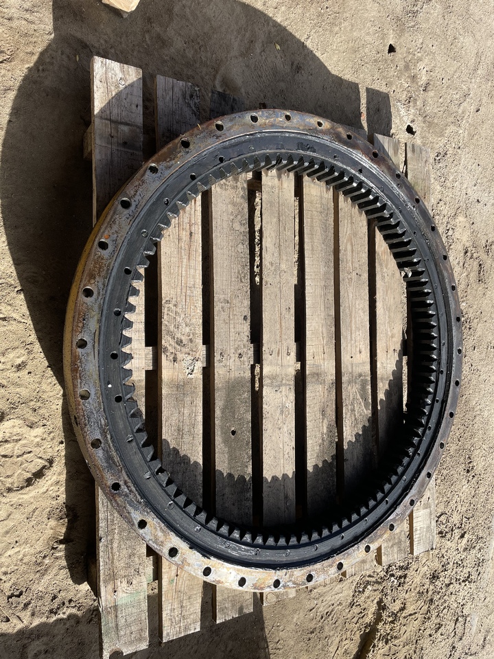 NEW HOLLAND MH PLUS - Поворотное кольцо: фото 3 NEW HOLLAND MH PLUS - Поворотное кольцо: фото 3