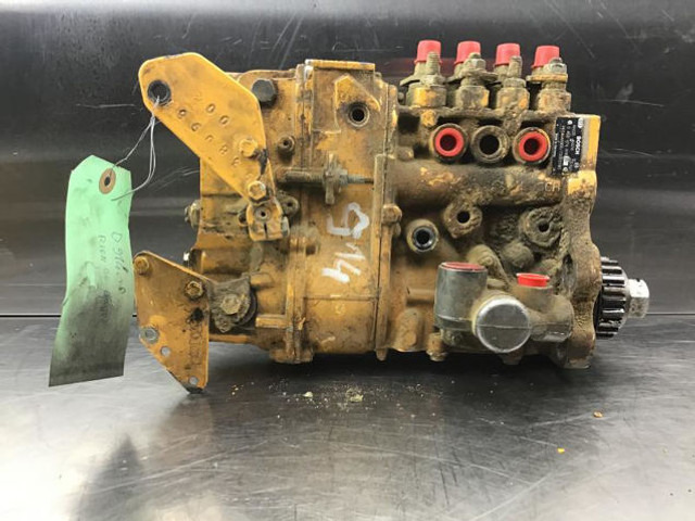 Bosch Fuel Injection Pump D914 - Топливный насос: фото 1 Bosch Fuel Injection Pump D914 - Топливный насос: фото 1