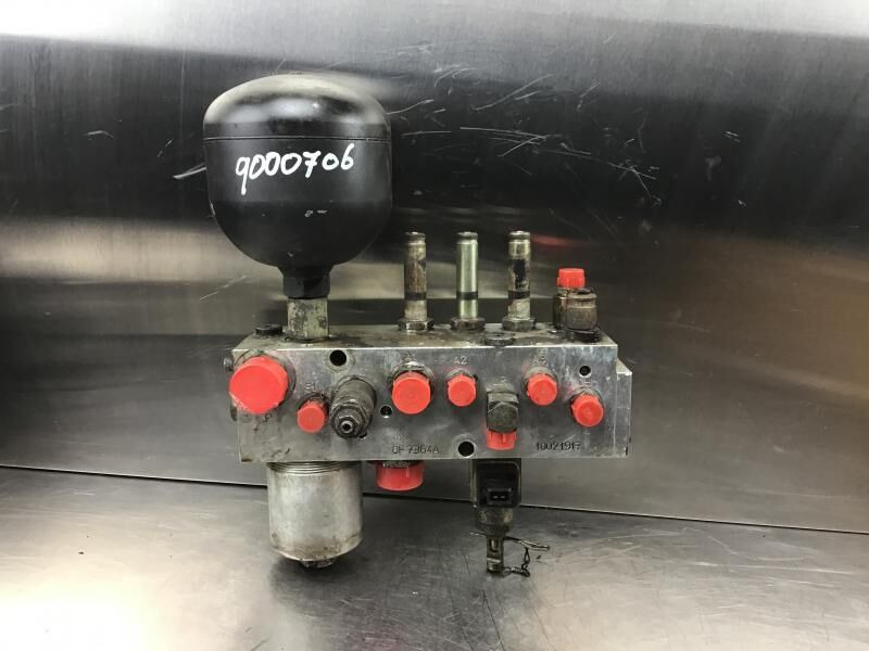 Liebherr A900C Li / A934 Li / A934B Li / A944 Li / A944B Li - Гидравлика: фото 3 Liebherr A900C Li / A934 Li / A934B Li / A944 Li / A944B Li - Гидравлика: фото 3