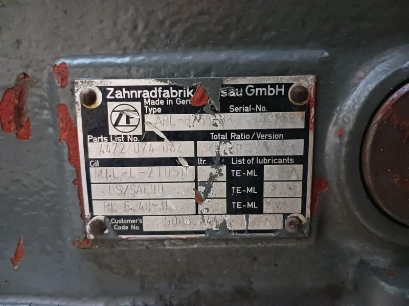 Liebherr A904C Li / A904 Li - Передняя ось: фото 2 Liebherr A904C Li / A904 Li - Передняя ось: фото 2