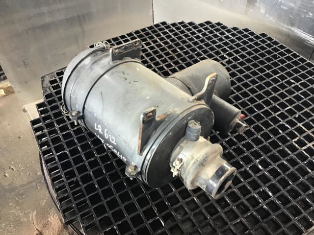 Liebherr Air Filter - Система впуска: фото 4 Liebherr Air Filter - Система впуска: фото 4