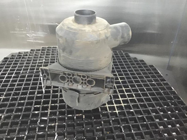 Liebherr Air Filter - Система впуска: фото 5 Liebherr Air Filter - Система впуска: фото 5