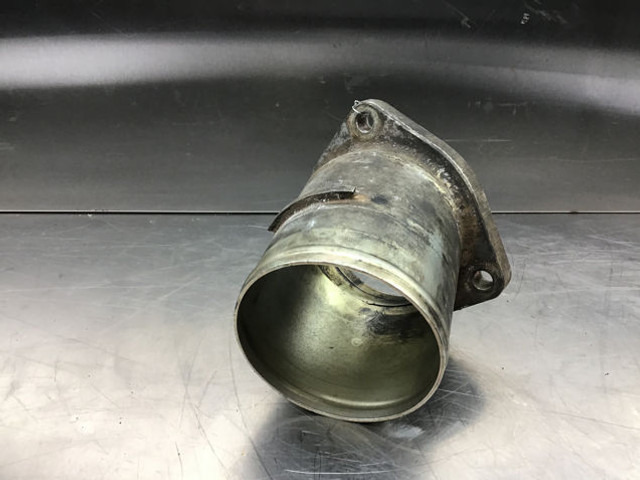 Liebherr Air Pipe - Впускная труба: фото 2 Liebherr Air Pipe - Впускная труба: фото 2