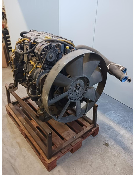 Liebherr BF4M1013E - Двигатель: фото 3 Liebherr BF4M1013E - Двигатель: фото 3