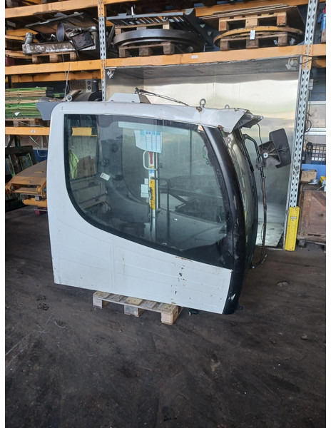 Liebherr Cabin - Кабина и интерьер: фото 2 Liebherr Cabin - Кабина и интерьер: фото 2