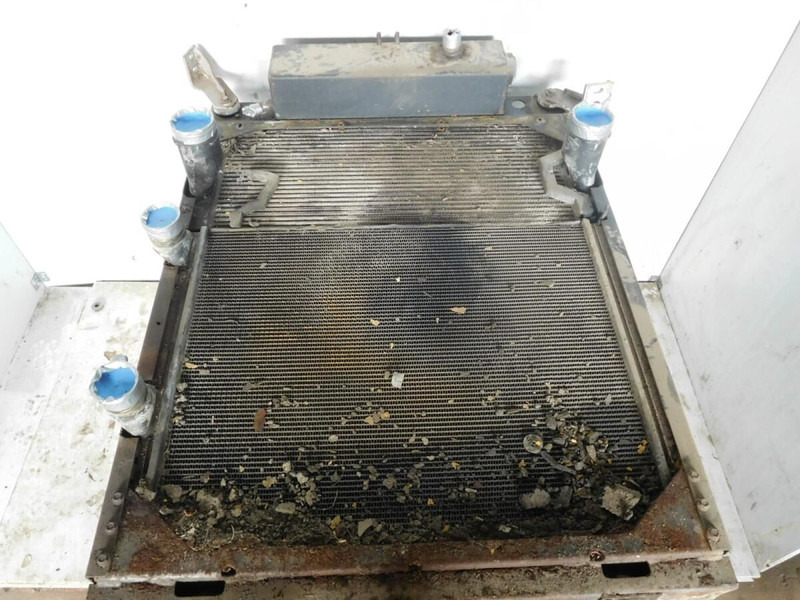 Liebherr Combined Radiator - Радиатор: фото 2 Liebherr Combined Radiator - Радиатор: фото 2