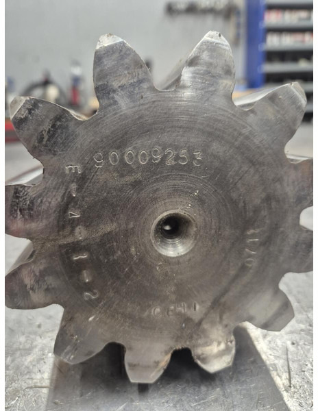 Liebherr Drive Shaft - Ось и запчасти: фото 3 Liebherr Drive Shaft - Ось и запчасти: фото 3