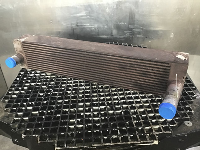 Интеркулер Liebherr Intercooler: фото 1