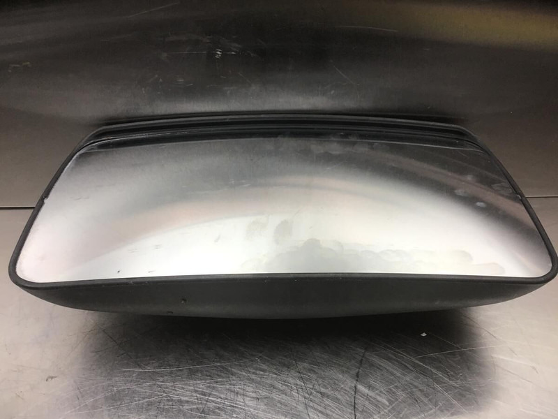 Liebherr L550 / L556 / L566 / L576 / L580 - Зеркало заднего вида: фото 1 Liebherr L550 / L556 / L566 / L576 / L580 - Зеркало заднего вида: фото 1