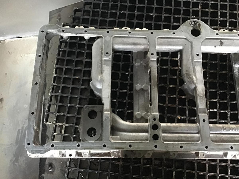 Liebherr Ladder Type Frame - Кабина и интерьер: фото 3 Liebherr Ladder Type Frame - Кабина и интерьер: фото 3