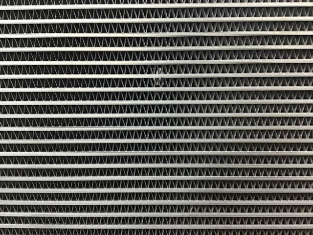 Liebherr Oil Cooler - Масляный радиатор: фото 3 Liebherr Oil Cooler - Масляный радиатор: фото 3