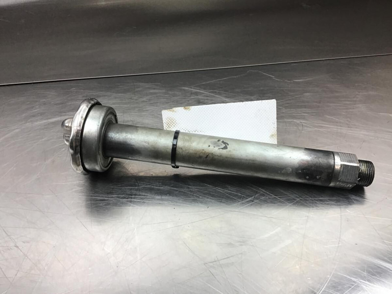 Liebherr Oil Filler Neck - Двигатель и запчасти: фото 1 Liebherr Oil Filler Neck - Двигатель и запчасти: фото 1