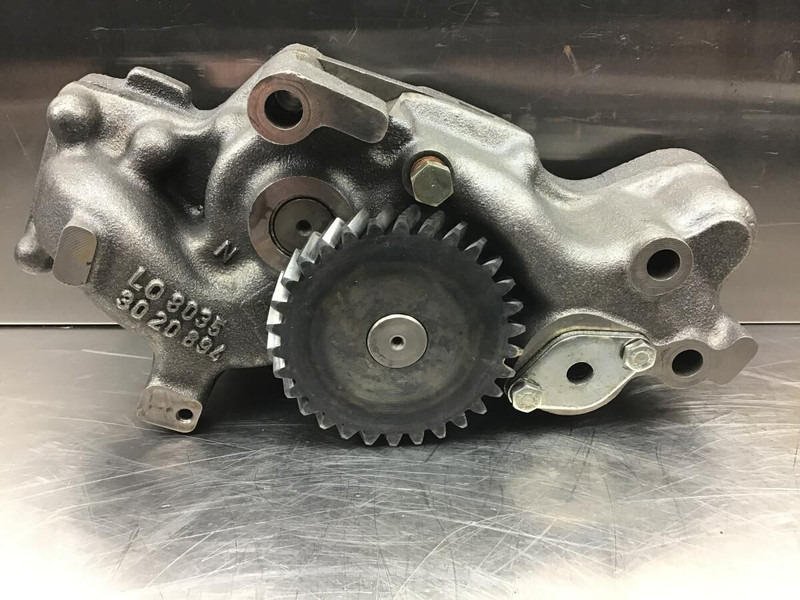 Liebherr Oil Pump - Масляный насос: фото 1 Liebherr Oil Pump - Масляный насос: фото 1