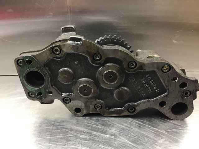 Liebherr Oil Pump - Масляный насос: фото 3 Liebherr Oil Pump - Масляный насос: фото 3