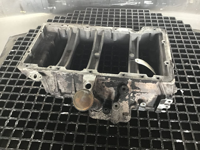 Liebherr Oil Sump - Масляный фильтр: фото 3 Liebherr Oil Sump - Масляный фильтр: фото 3
