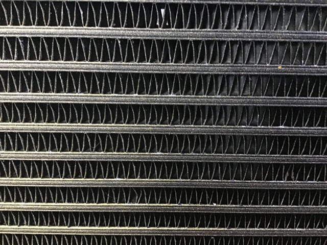 Liebherr Oilcooler - Масляный радиатор: фото 4 Liebherr Oilcooler - Масляный радиатор: фото 4