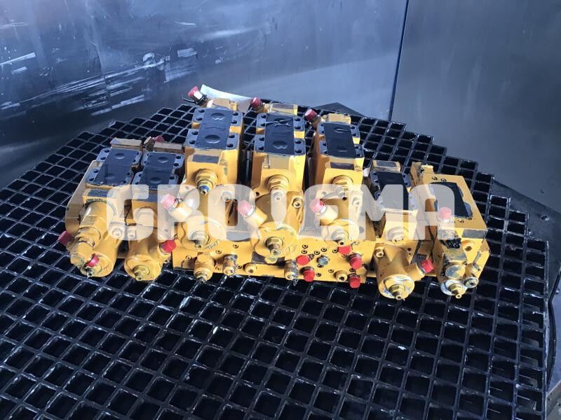 Liebherr R914 EW , R914HDS , R914HDSL - Гидравлика: фото 2 Liebherr R914 EW , R914HDS , R914HDSL - Гидравлика: фото 2
