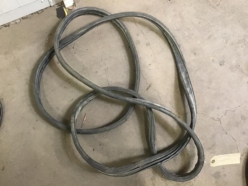 Liebherr R914HDSL / A904C Li / A904 INDUSTRIAL / A900C Li / A316 Li / A314 Li / A312 Li / A944C Li / A914C li / A934C Li / A924C Li / R90 - Кабина и интерьер: фото 3 Liebherr R914HDSL / A904C Li / A904 INDUSTRIAL / A900C Li / A316 Li / A314 Li / A312 Li / A944C Li / A914C li / A934C Li / A924C Li / R90 - Кабина и интерьер: фото 3